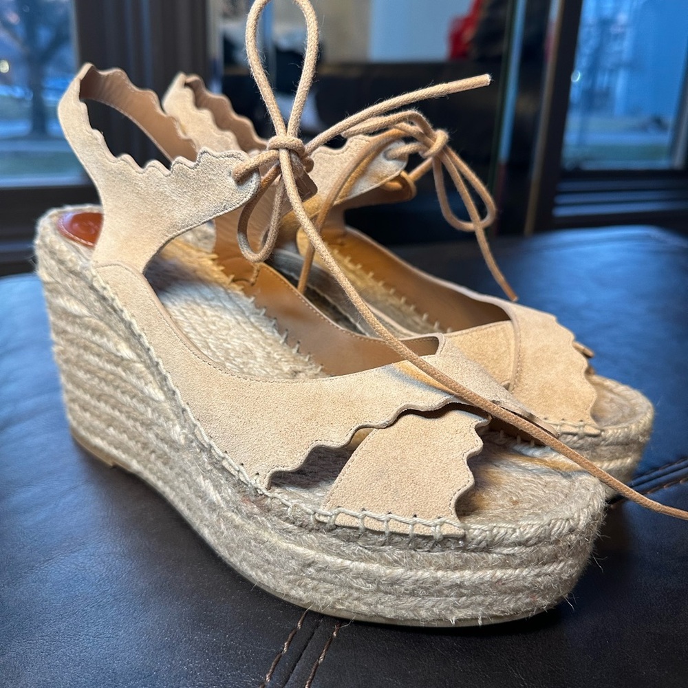 NWT CHLOE Women's Beige AnKle Tie Suede Espadrille Wedge Sandals Sz 9.5 (40)